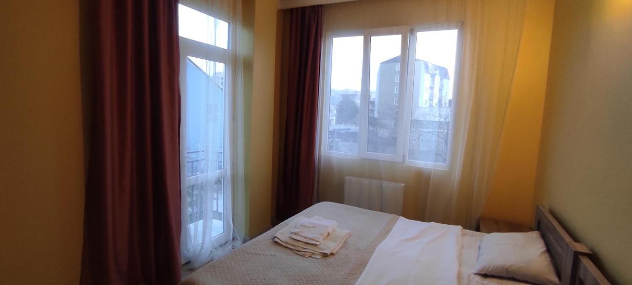 Femily Hotel In Batumi Mareti Str 2 Exteriér fotografie