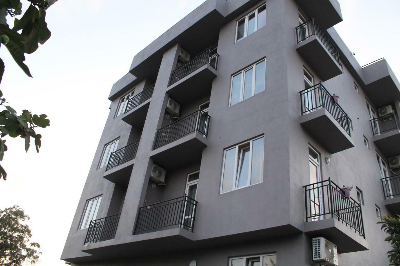Femily Hotel In Batumi Mareti Str 2 Exteriér fotografie